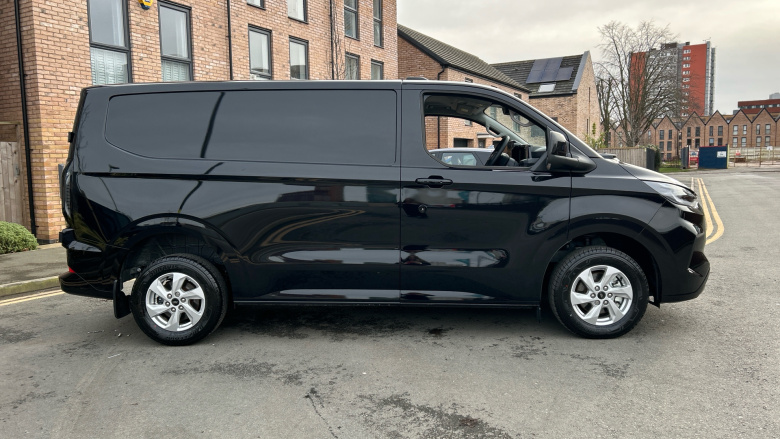 Ford Transit Custom 320 L1 Diesel Fwd 2.0 EcoBlue 136ps H1 Van Limited